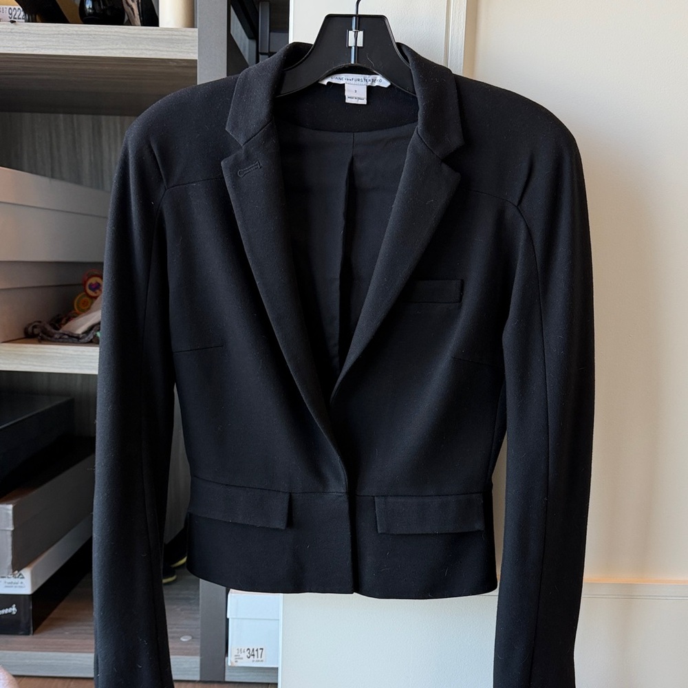 Diane Von Furstenberg Black Women's Blazer, Size 2